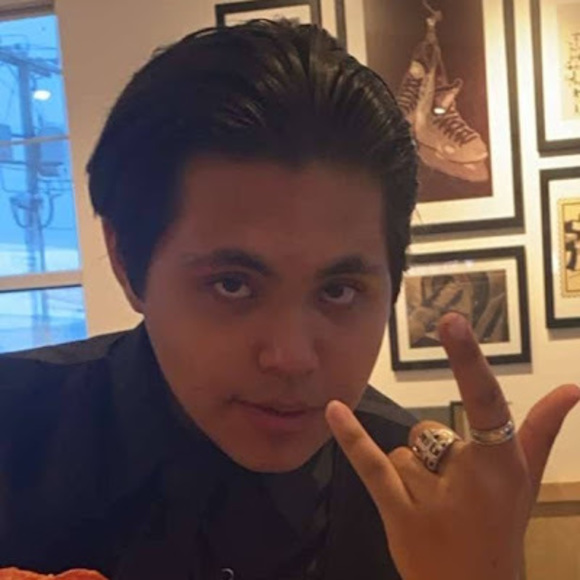 Meet your Posher, David - Picture 1 of 1